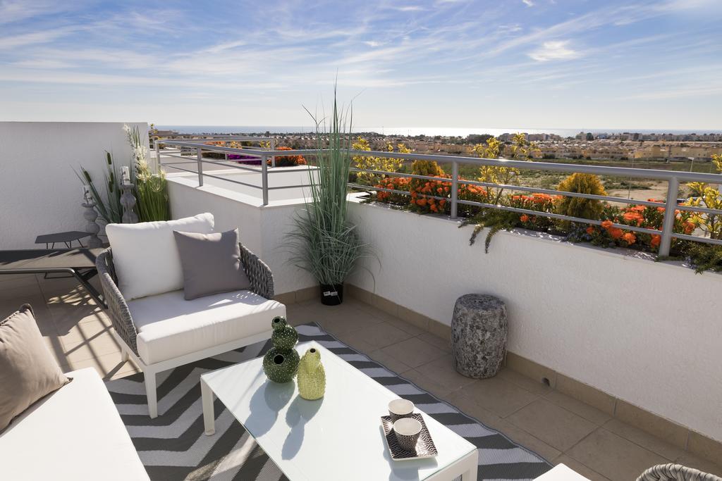 Terrazas De Campoamor By Mar Holidays Orihuela Exterior photo